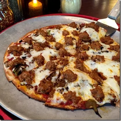 poppys pizza